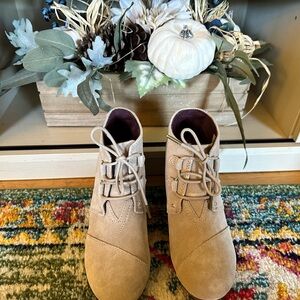 Toms Booties